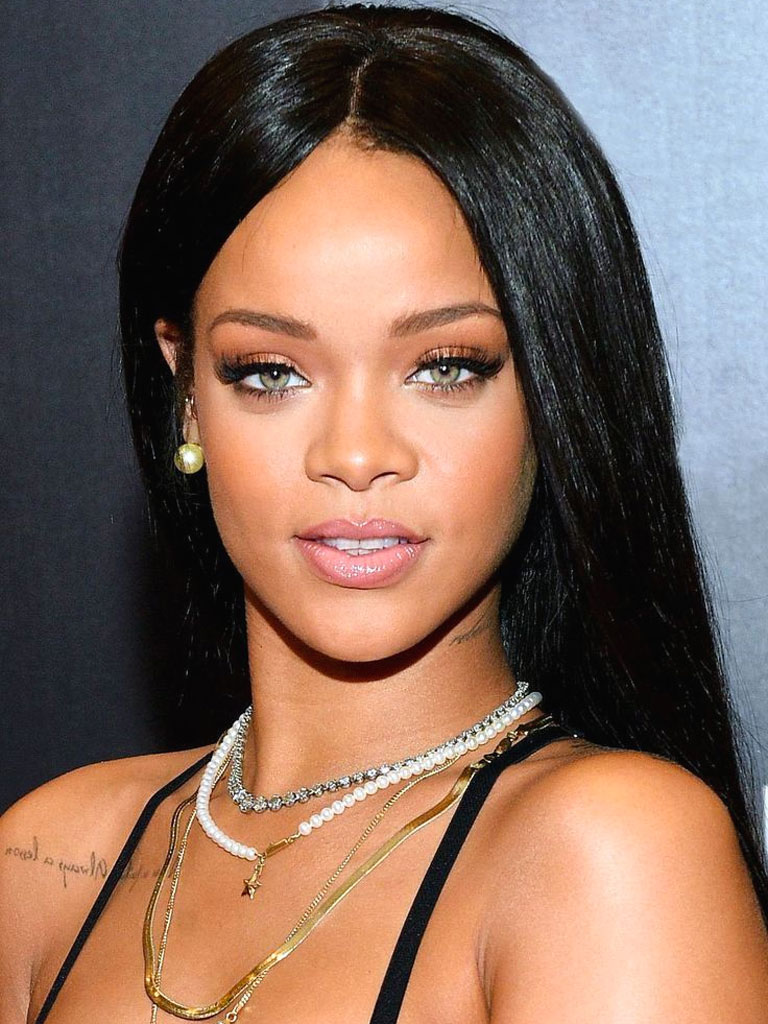 Rihanna Biografia