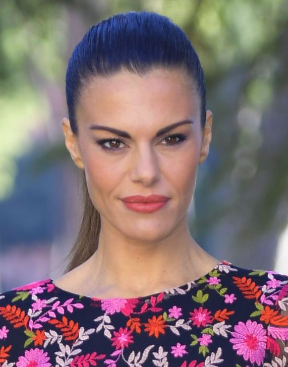 Bianca Guaccero Biografia Storia Film Carriera E Vita Privata Bianca Guaccero Biografia Storia Film Carriera E Vita Privata
