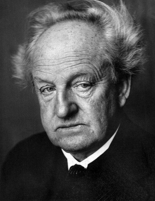 Foto N°2 di Gerhart Johann Robert Hauptmann Gerhart Johann Robert Hauptmann