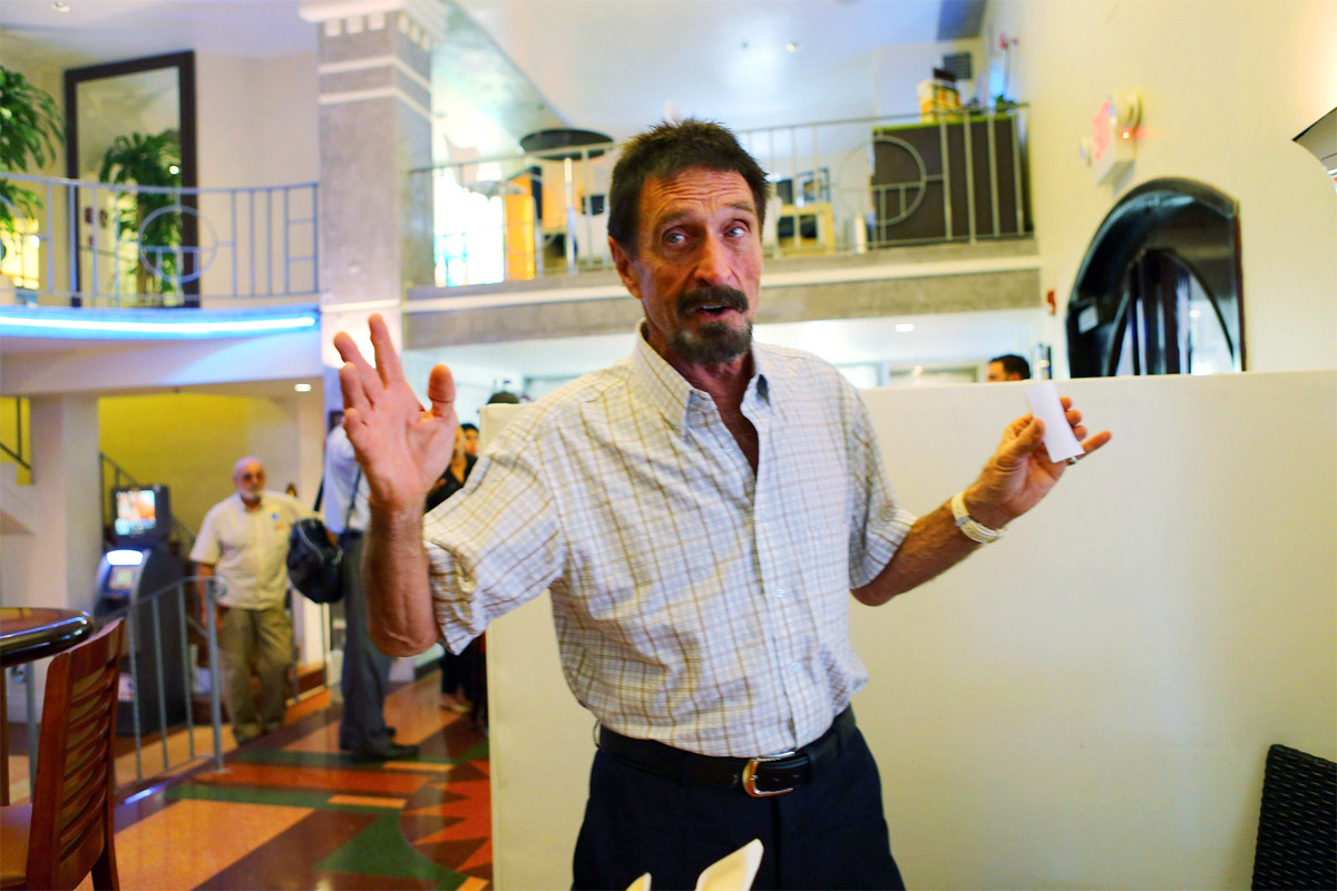 Foto N°6 di John McAfee John McAfee