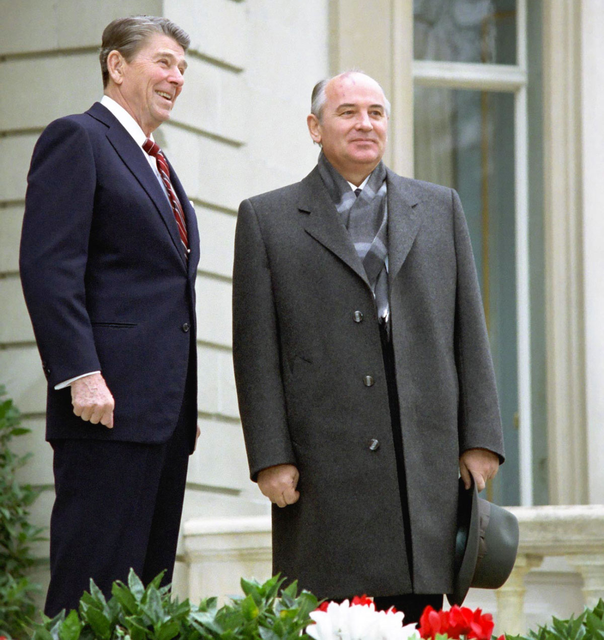 Gorbaciov con Reagan