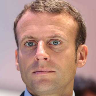Foto quadrata di Emmanuel Macron