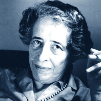 Foto quadrata di Hannah Arendt