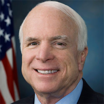 Foto quadrata di John McCain