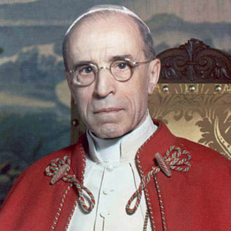 Foto quadrata di Papa Pio XII