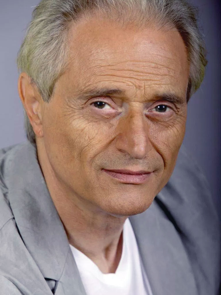 Foto N°2 di Amedeo Minghi Amedeo Minghi